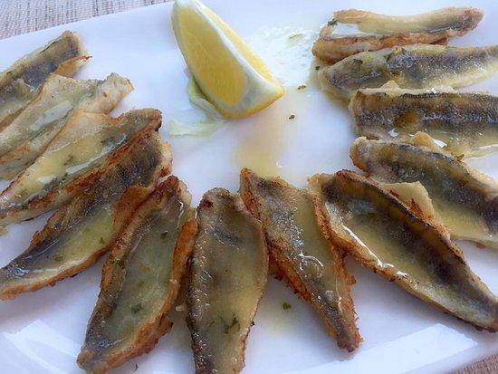 Broadway bar restaurant